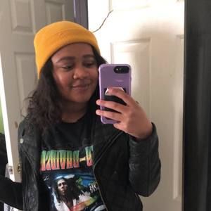 Meet your Posher, Anaya